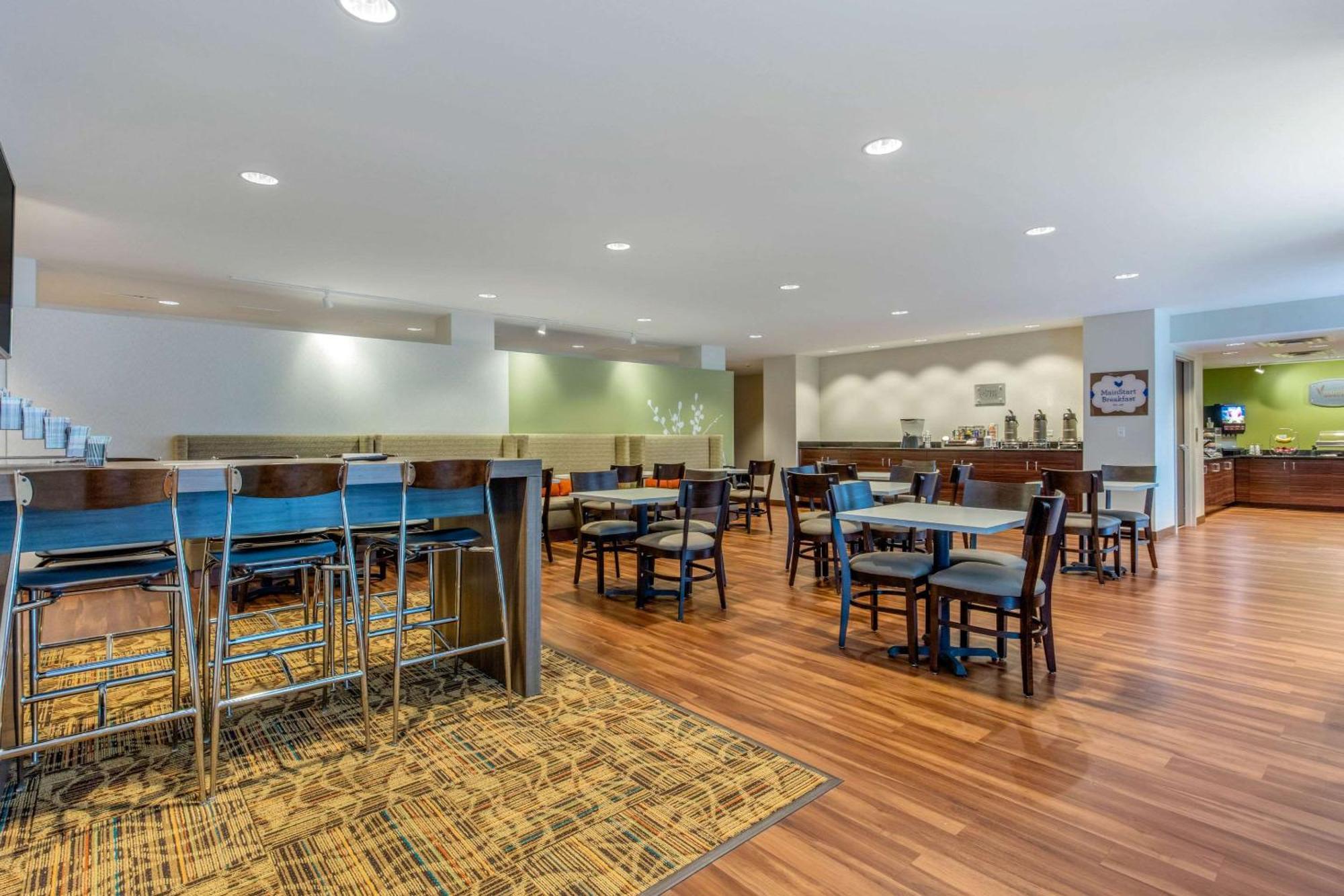 Mainstay Suites St Louis Airport Бріджтон Екстер'єр фото