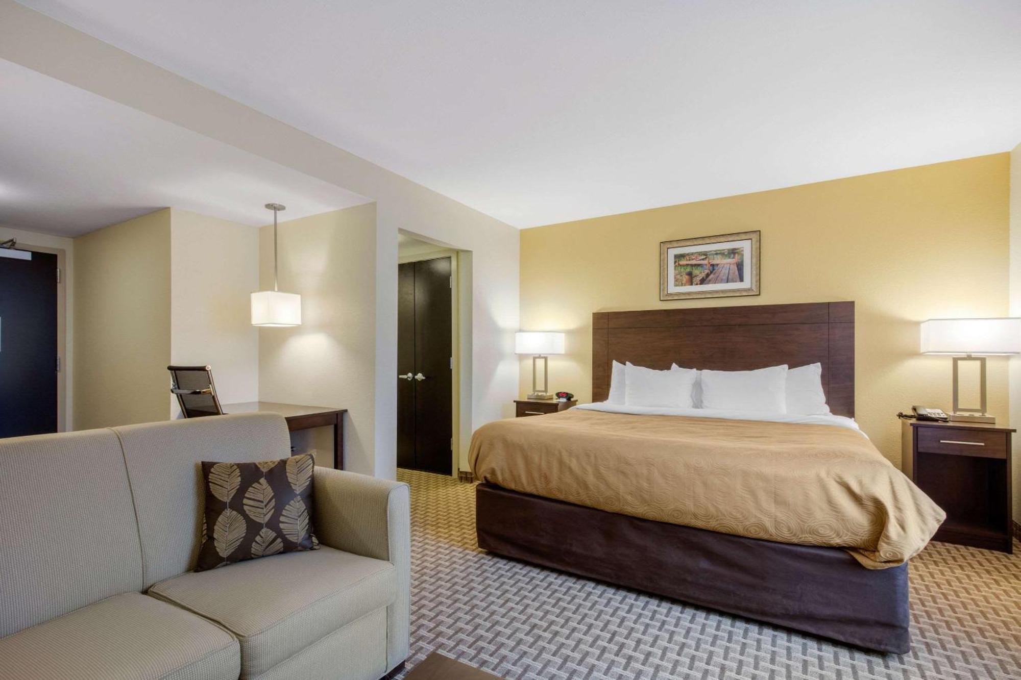 Mainstay Suites St Louis Airport Бріджтон Екстер'єр фото
